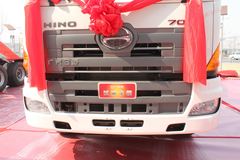 广汽日野 700系列 350马力 6X4 混凝土搅拌车(YC5250GJBFS2PM4)