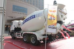 广汽日野 700系列 350马力 6X4 混凝土搅拌车(YC5250GJBFS2PM4)