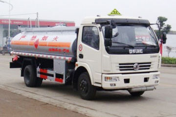 东风 多利卡 140马力 4X2 加油车(神狐牌)(HLQ5073GJYE)