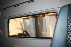 沃尔沃 FMX重卡 420马力 8X4 8.6米自卸车