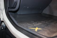 沃尔沃 FMX重卡 420马力 8X4 8.6米自卸车