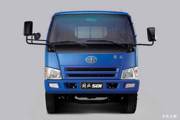 解放 501中卡 130马力 4X2 排半载货车