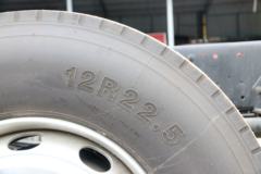 福田 欧曼EST 6系重卡 标载版 280马力 6X2 9.6米栏板载货车(440后桥)(BJ1259VMPKP-AA)