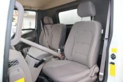 福田 欧马可S3系 143马力 4米单排医疗废物转运车(顺肇牌)(SZP5040XYYBJ9)