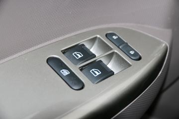 ���� ŷ����S1ϵ ��ӯ�� 131���� 4.14�׵�����ʽ�ῨͼƬ