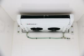 长安底盘&nbsp;电动冷藏车上装图片