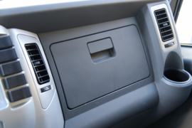 SE4&nbsp;电动冷藏车驾驶室图片