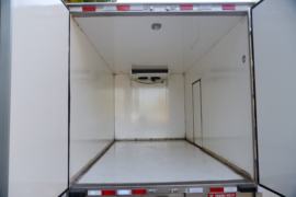 SE7&nbsp;电动冷藏车上装图片