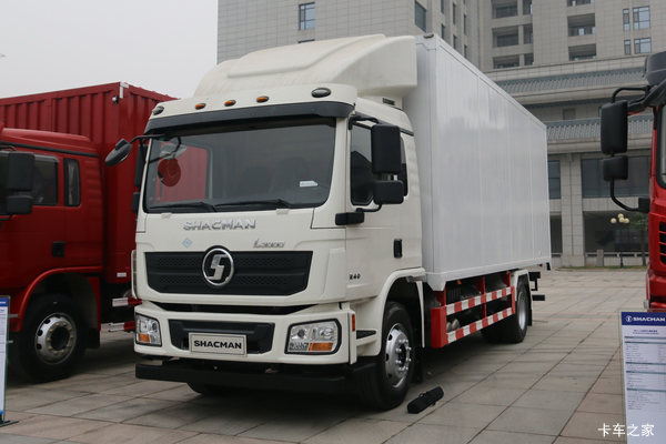 陕汽德龙L3000 4*2载货车，24期0息 分期轻松购！！
