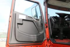 青岛解放 JH6重卡 2019款 智尊版 550马力 6X4牵引车(CA4259P25K2T1E5A80)