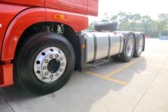 青岛解放 JH6重卡 2019款 智尊版 550马力 6X4牵引车(CA4259P25K2T1E5A80)