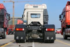 一汽解放 新J6P重卡 荣耀版 550马力 6X4牵引车(CA4250P66K25T1A1E5)