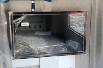 һ����� ��J6P�ؿ� ��ҫ�� 550���� 6X4ǣ����(CA4250P66K25T1A1E5)ͼƬ