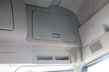 һ����� ��J6P�ؿ� ��ҫ�� 550���� 6X4ǣ����(CA4250P66K25T1A1E5)ͼƬ