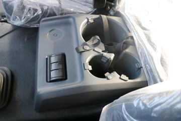 һ����� ��J6P�ؿ� ��ҫ�� 550���� 6X4ǣ����(CA4250P66K25T1A1E5)ͼƬ