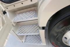 一汽解放 新J6P重卡 荣耀版 550马力 6X4牵引车(CA4250P66K25T1A1E5)