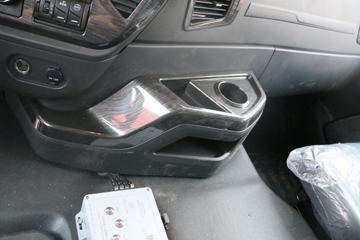 �ൺ��� JH6�ؿ� 375���� 6X4 5.8����ж��ͼƬ