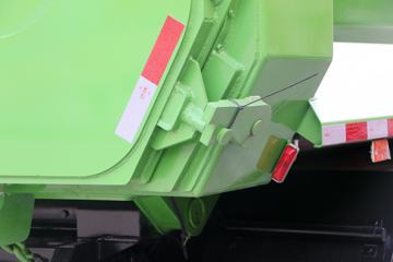 �ൺ��� JH6�ؿ� 375���� 6X4 5.8����ж��ͼƬ