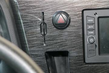 �ൺ��� JH6�ؿ� 430���� 8X4 8.2����ж��ͼƬ