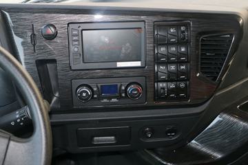 �ൺ��� JH6�ؿ� 430���� 8X4 8.2����ж��ͼƬ