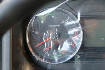 �ൺ��� JH6�ؿ� 430���� 8X4 8.2����ж��ͼƬ