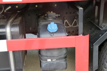 �ൺ��� JH6�ؿ� 430���� 8X4 8.2����ж��ͼƬ