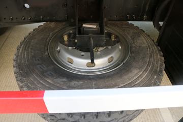 �ൺ��� JH6�ؿ� 430���� 8X4 8.2����ж��ͼƬ