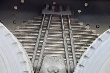�ൺ��� JH6�ؿ� 430���� 8X4 8.2����ж��ͼƬ