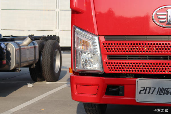 Ϋ��������һ����Ż�VR�ػ���Ϋ���л��ȴ����� �����ߴ�0.9��