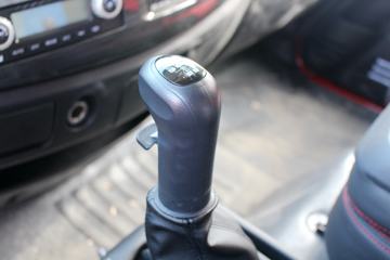 һ����� J6L�п� 2019�� �ʻݰ� 240���� 4X2 6.8����ʽ�ػ���(CA5180XXYP62K1L4E5)ͼƬ