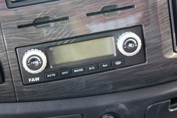 һ����� J6L�п� 2019�� �ʻݰ� 240���� 4X2 6.8����ʽ�ػ���(CA5180XXYP62K1L4E5)ͼƬ