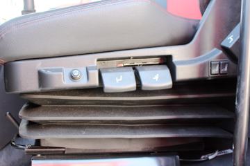 һ����� J6L�п� 2019�� �ʻݰ� 240���� 4X2 6.8����ʽ�ػ���(CA5180XXYP62K1L4E5)ͼƬ