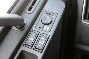 һ����� J6L�п� 2019�� �ʻݰ� 240���� 4X2 6.8����ʽ�ػ���(CA5180XXYP62K1L4E5)ͼƬ