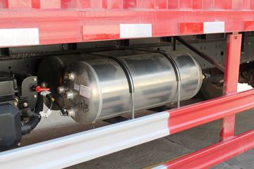 һ����� J6L�п� 2019�� �ʻݰ� 240���� 4X2 6.8����ʽ�ػ���(CA5180XXYP62K1L4E5)ͼƬ