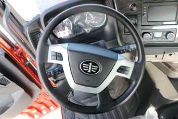 �ൺ��� JH6�ؿ� ׿Խ�� 430���� 6X4ǣ����(CA4250P26K15T1E5A80)ͼƬ