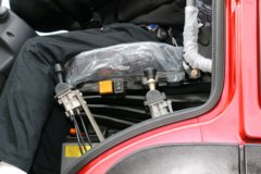 中国重汽 HOWO重卡 440马力 8X4 7.6米自卸车(ZZ3317N3867E1)