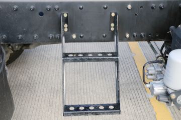 �ൺ��� JH6�ؿ� 460���� 6X4 LNGǣ����(����)(CA4250P26K15T1NE6A80)ͼƬ