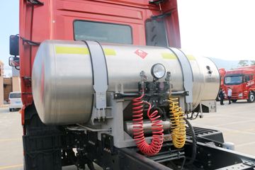 �ൺ��� JH6�ؿ� 460���� 6X4 LNGǣ����(����)(CA4250P26K15T1NE6A80)ͼƬ