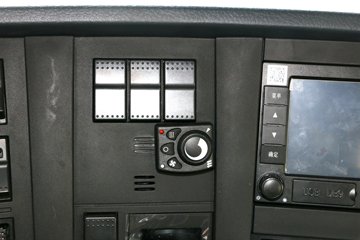 �й����� HOWO T7H�ؿ� 500���� 6X4ǣ����(����)(ZZ4257V324HF1B)ͼƬ