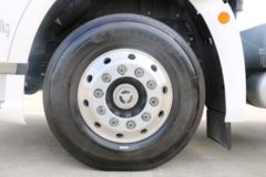 一汽解放 J7重卡 550马力 4X2 AMT自动挡牵引车(白色)(CA4180P77K25E5)