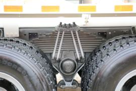 HOWO T5G&nbsp;混凝土搅拌车底盘                                                图片