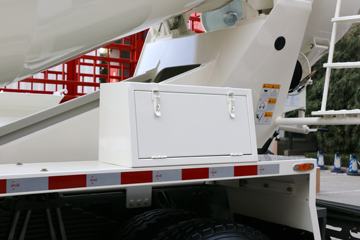 �й����� HOWO T5G ����� 340���� 8X4 ���������賵(����)ͼƬ