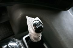 中国重汽 HOWO T7H重卡 440马力 8X4 9.5米排半仓栅式载货车(ZZ5317CCYV466HE1)