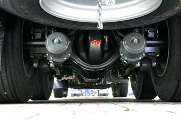 �й����� HOWO T7H�ؿ� 440���� 8X4 9.5���Ű��դʽ�ػ���(ZZ5317CCYV466HE1)ͼƬ