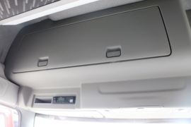 一汽解放底盘&nbsp;冷藏车驾驶室图片