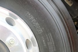 一汽解放底盘&nbsp;冷藏车底盘图片