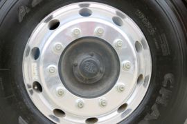 一汽解放底盘&nbsp;冷藏车底盘图片