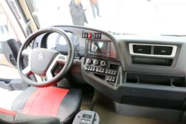 HOWO T5G&nbsp;电动垃圾车驾驶室图片