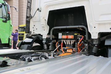 �й����� HOWO T5G 220 4X2���綯����������242kWhͼƬ