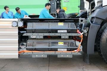 �й����� HOWO T5G 220 4X2���綯����������242kWhͼƬ